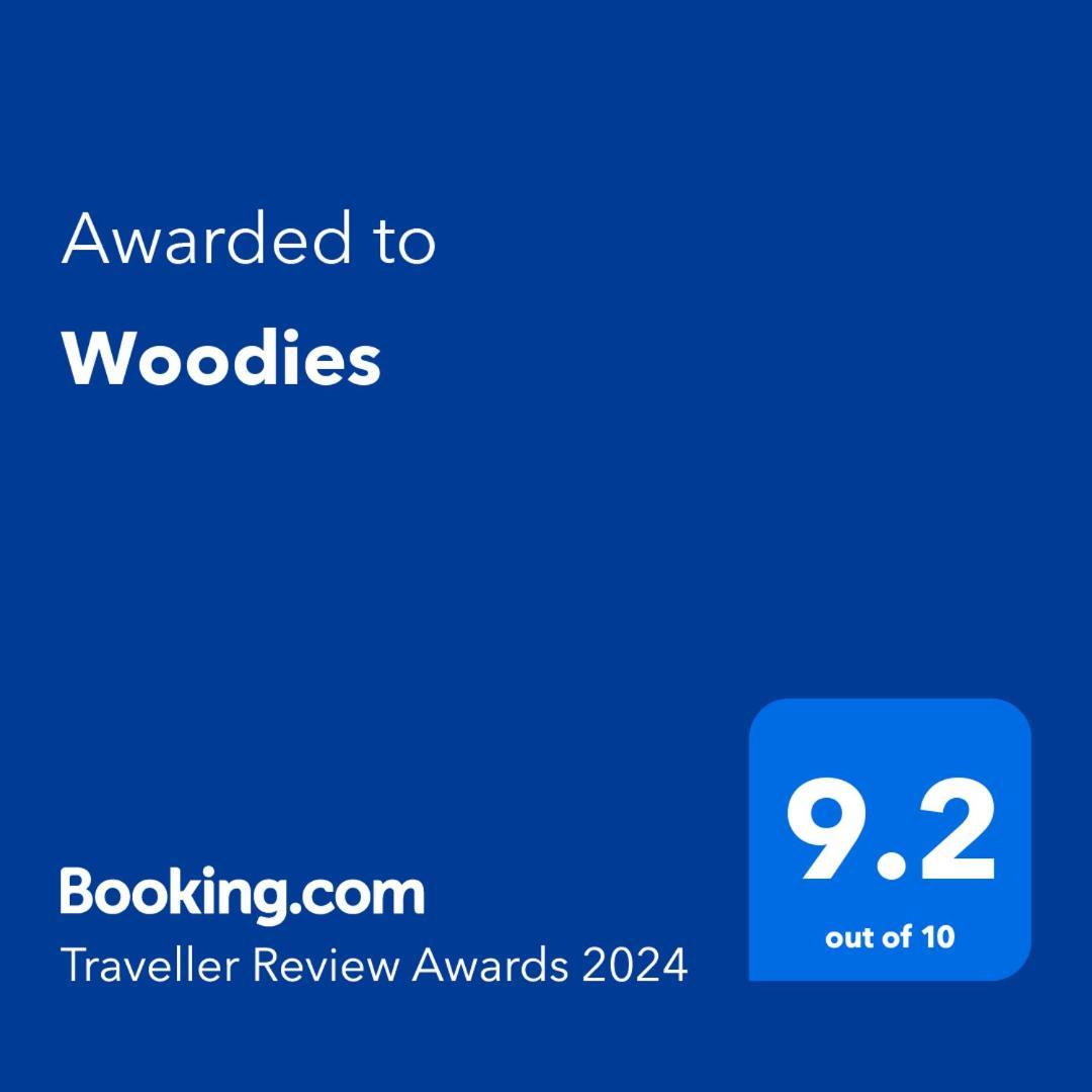 Woodies Peasmarsh エクステリア 写真